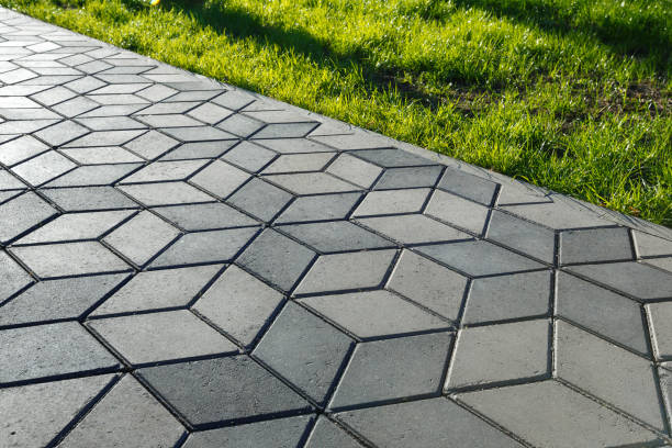 Best Interlocking Driveway Pavers  in Manistique, MI